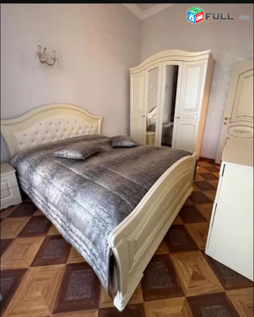 LA08848 Վարձով 4 սենյականոց բնակարան Հայրիկ Մուրադյանի փողոց,  նորակառույց շենքում 