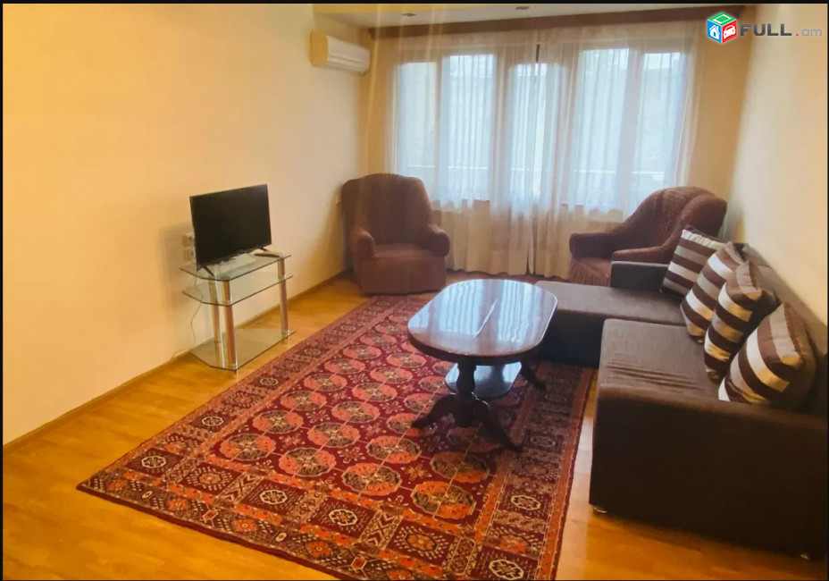 LA08857 Վարձով 2 սենյականոց բնակարան Թումանյան փողոցում
