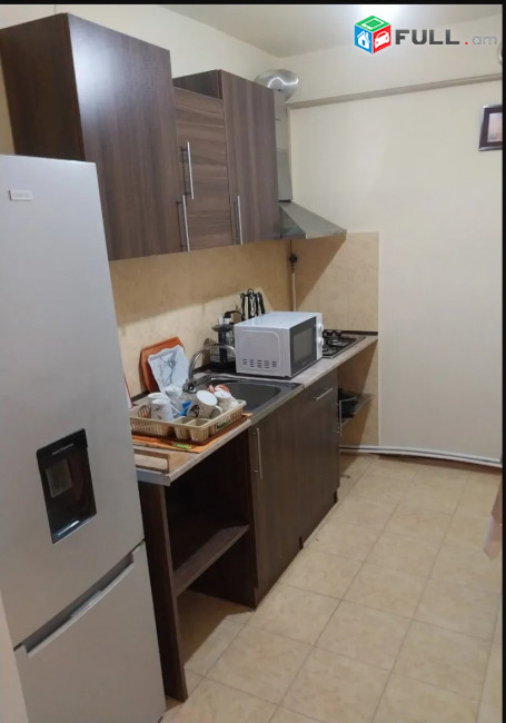 LA08867 Վարձով 2 սենյականոց բնակարան Հրաչյա Քոչար փողոց , Բարեկամության մետրոյի մոտ
