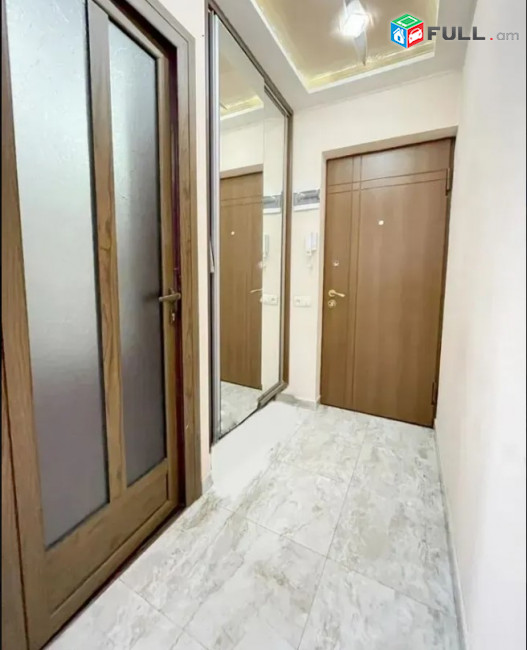 LA08896 Վարձով 3 սենյականոց բնակարան Մինաս Ավետիսյան 2 փողոցում