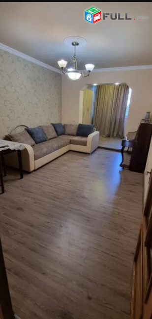 LA08910 Վարձով 2 սենյականոց բնակարան Մառի փողոց , 5 -րդ Մասիվ 