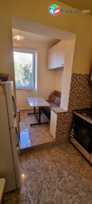 LA08910 Վարձով 2 սենյականոց բնակարան Մառի փողոց , 5 -րդ Մասիվ 