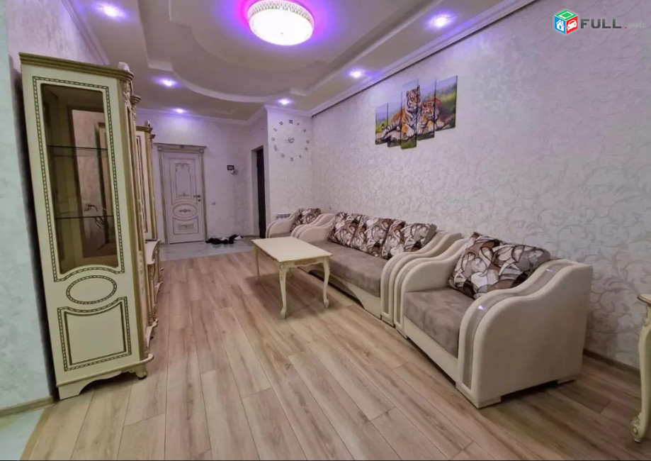 LA08912 Վարձով 3 սենյականոց բնակարան  Էրեբունու փողոց , նորակառույց շենքում