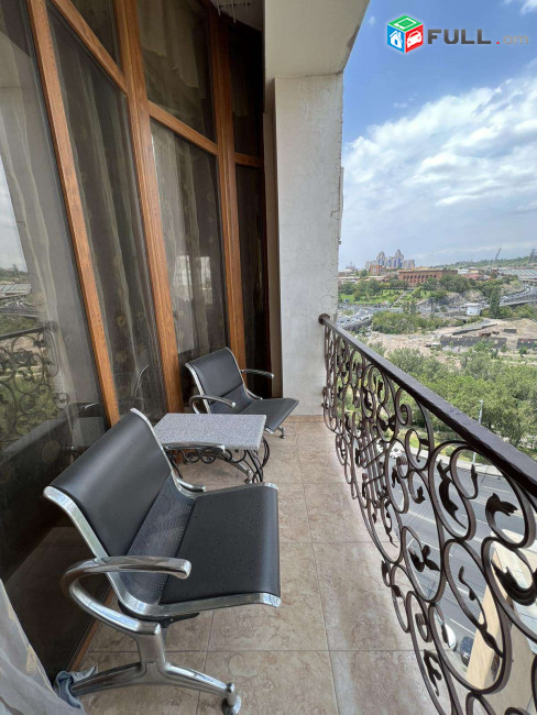 LA08914 Վարձով 4 սենյականոց բնակարան Մաշտոց , Մետրոպոլի մոտ նորակառույց շենք