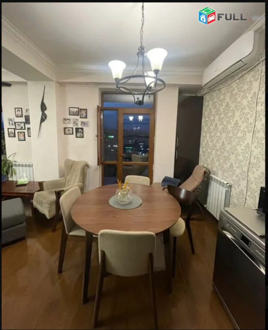 LA08946  Վարձով 3 սենյականոց բնակարան Շինարարների փողոց , նորակառույց շենքում