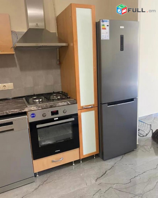 LA08951  Վարձով 3 սենյականոց բնակարան Անտառային փողոց , նորակառույց շենք