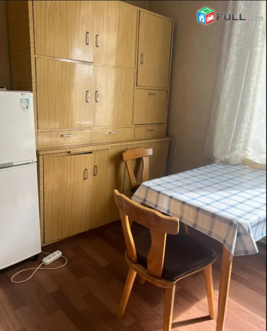 LA08962 Վարձով 1 սենյականոց բնակարան Հակոբ Հակոբյան փողոցում