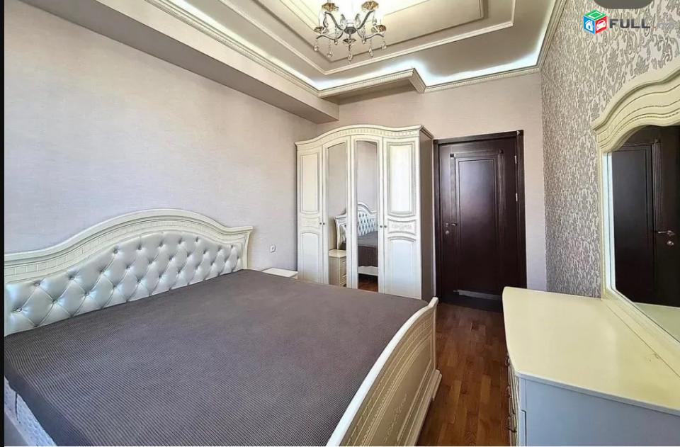 LA08961 Վարձով 3 սենյականոց բնակարան Գյուլբենկյան փողոց , նորակառույց շենք 