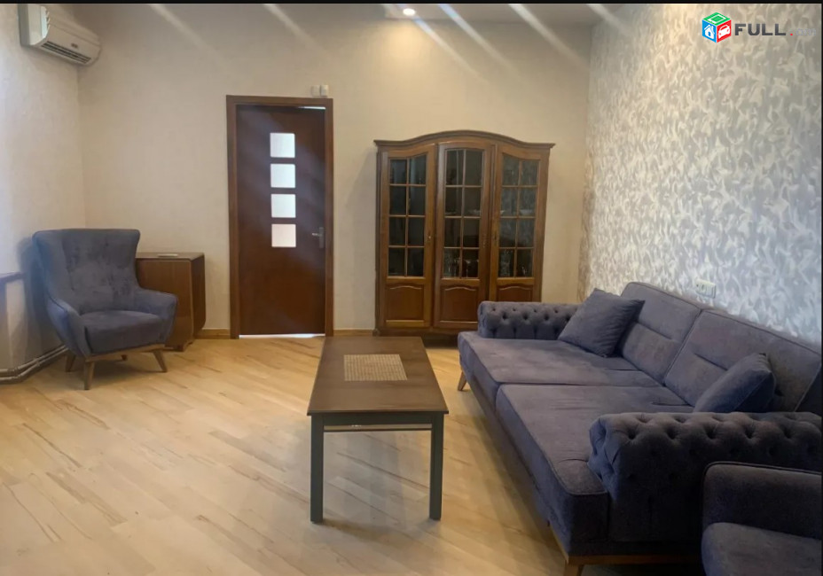 LA08981 Վարձով 2 սենյականոց բնակարան Ամիրյան փողոց , Հանրապետության հրապարակի մոտ։