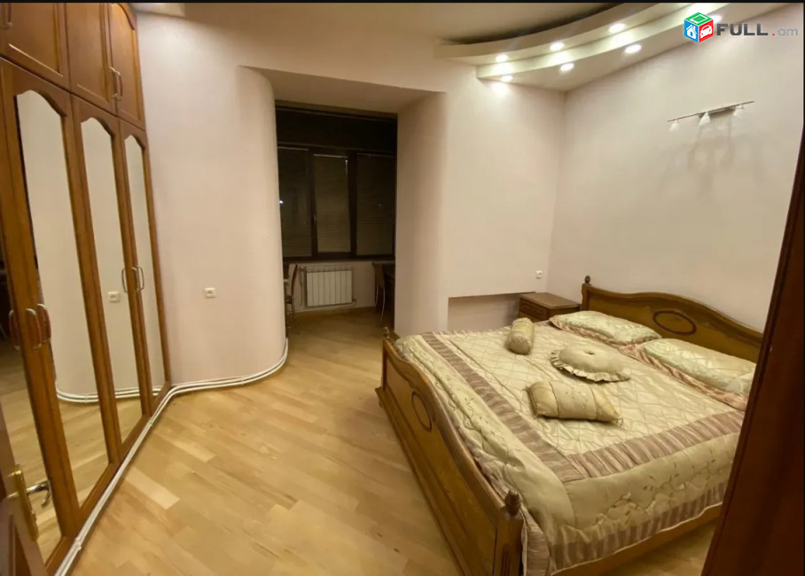 LA08981 Վարձով 2 սենյականոց բնակարան Ամիրյան փողոց , Հանրապետության հրապարակի մոտ։