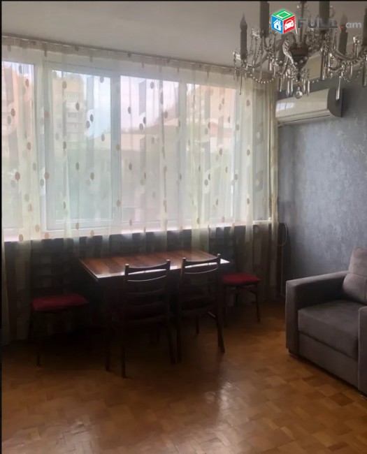 LA08991 Վարձով 2 սենյականոց բնակարան Քաջազնունու փողոցում