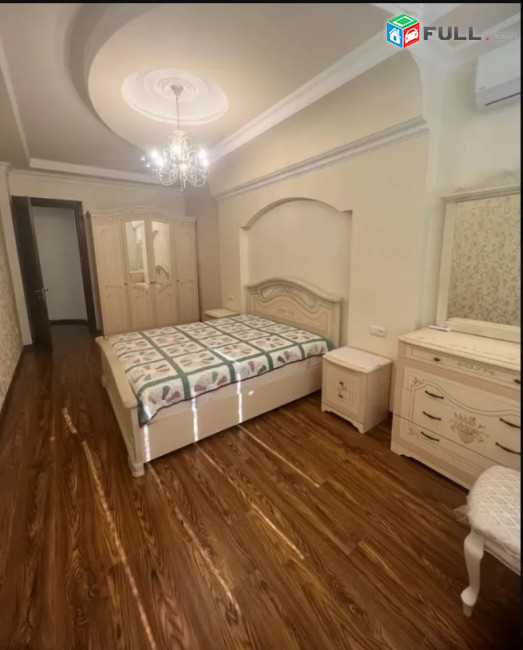 LA09000 Վարձով  4 սենյականոց բնակարան նորակառույց շենքում  Խորենացու փողոցում,