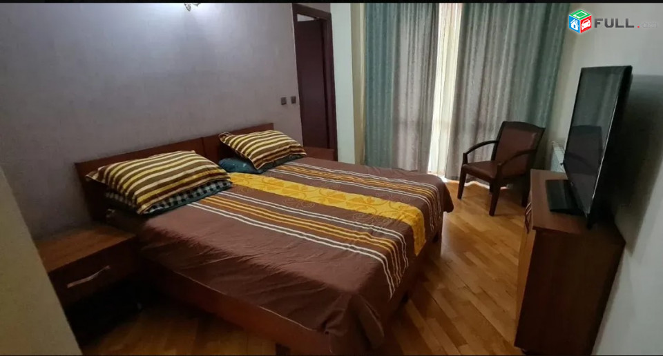 LA09005 Վարձով 4 սենյականոց բնակարան նորակառույց շենքում Սոսեի փողոցում