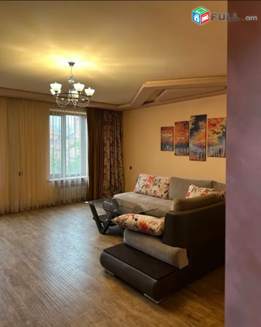 LA00396  Վարձով 2 սենյականոց բնակարան Աբովյան փողոցում