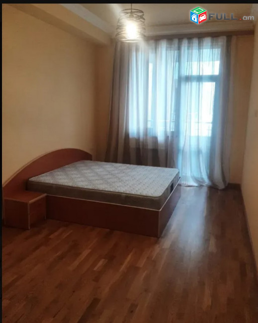 LA09129 Վարձով 2 սենյականոց բնակարան  Պարույր Սևակի փողոց , նորակառույց շենքում