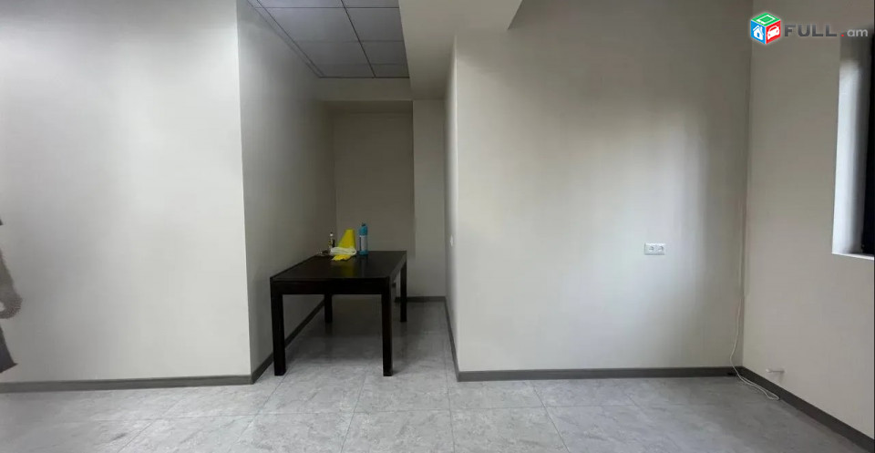 LA09159 Վարձով 150 քմ. բազմաֆունկցիոնալ գույք Վիկտոր Համբարձումյանի փողոց ,  Արաբկիրում