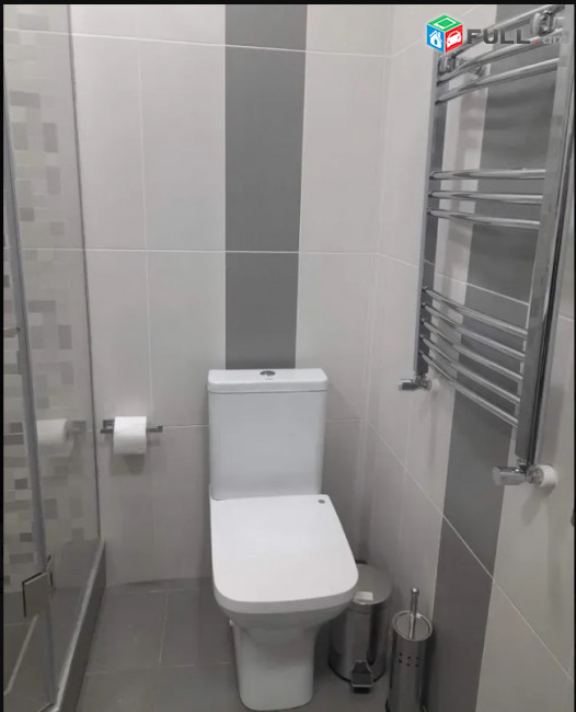 LA09182 Վարձով 4 սենյականոց 2 հարկանի քարե տուն Օստրովսկու փողոցում կենտրոնում