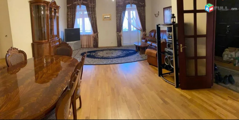 LA09234 Վարձով 3 սենյականոց բնակարան Զաքյան փողոցում