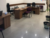 LA09305 Վարձով 55քմ. գրասենյակային տարածք Աղբյուր Սերոբի փողոցում