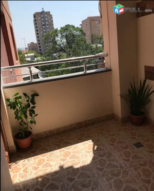 LA09334 Վարձով 3 սենյականոց բնակարան Կոմիտասի պողոտա , նորակառույց շենքում 