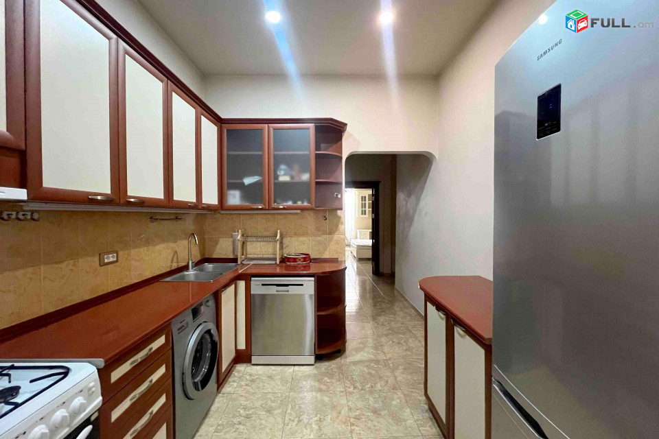 LA09339 Վարձով 2 սենյականոց բնակարան Մարշալ Բաղրամյան պողոտայում