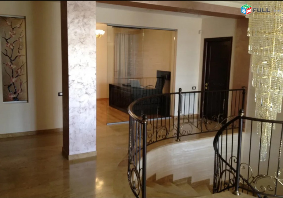 LA09343 Վարձով 8 սենյակնաոց  2 հարկանի տուն Էրեբունիում