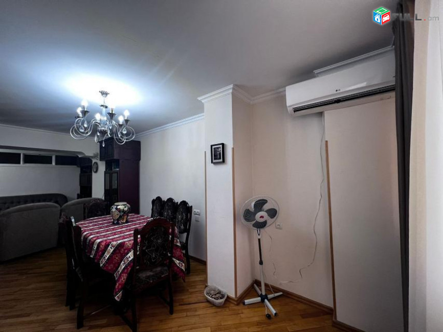 LA09358 Վարձով 3 սենյականոց բնակարան Զաքյան  1 ին նրբանցքում