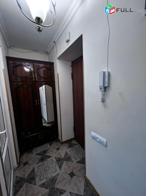 LA09358 Վարձով 3 սենյականոց բնակարան Զաքյան  1 ին նրբանցքում