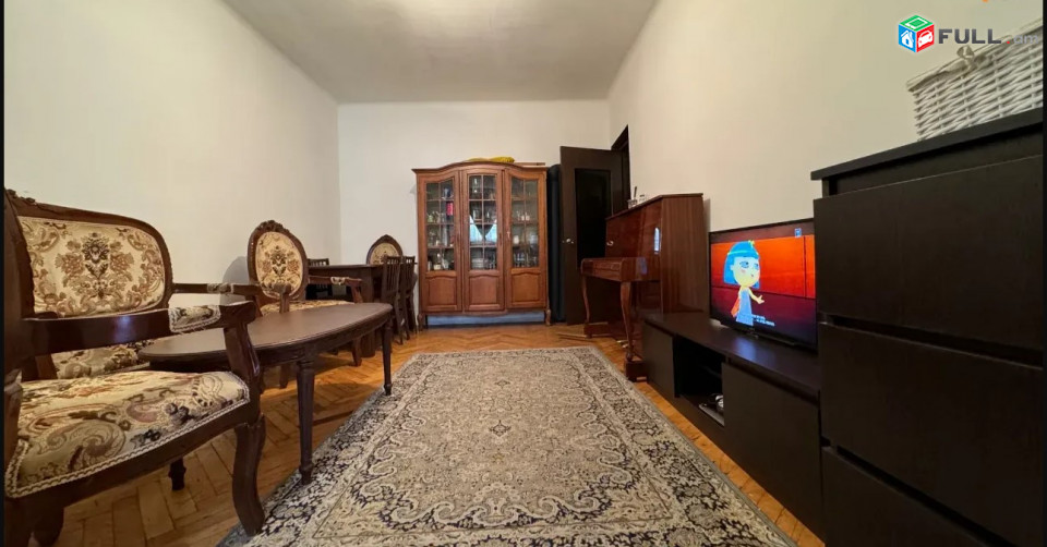 LA09360 Վաճառվում է 2 սենյականոց բնակարան Լենինգրադյան փողոցում