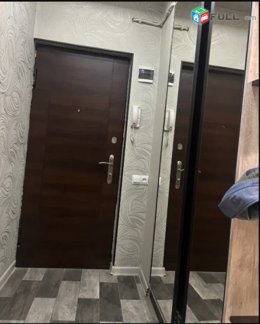 LA09366 Վարձով 2 սենյականոց բնակարան Եզնիկ Կողբացու փողոցում