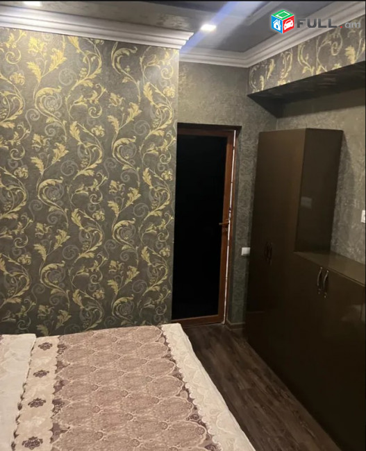LA09366 Վարձով 2 սենյականոց բնակարան Եզնիկ Կողբացու փողոցում