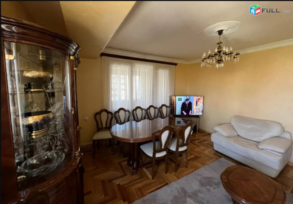 LA09376 Վարձով 3 սենյականոց բնակարան Դավթաշեն 2 -րդ թաղամասում 