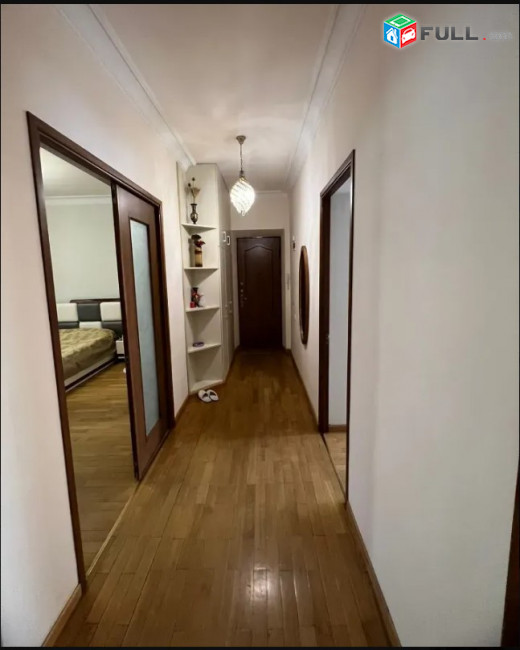 LA09420  Վարձով 3 սենյականոց բնակարան Սարյանի փողոցում