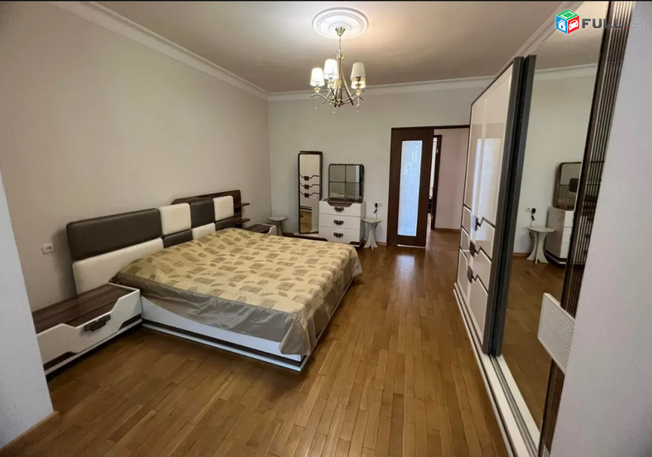 LA09420  Վարձով 3 սենյականոց բնակարան Սարյանի փողոցում