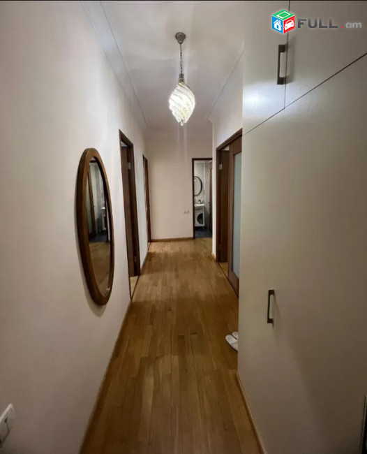 LA09420  Վարձով 3 սենյականոց բնակարան Սարյանի փողոցում
