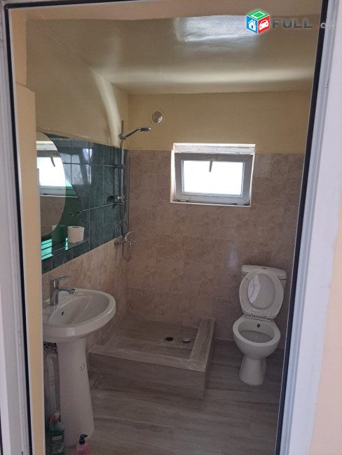 LA09421 Վարձով 3 սենյականոց տուն Սեբաստիա փողոցում 