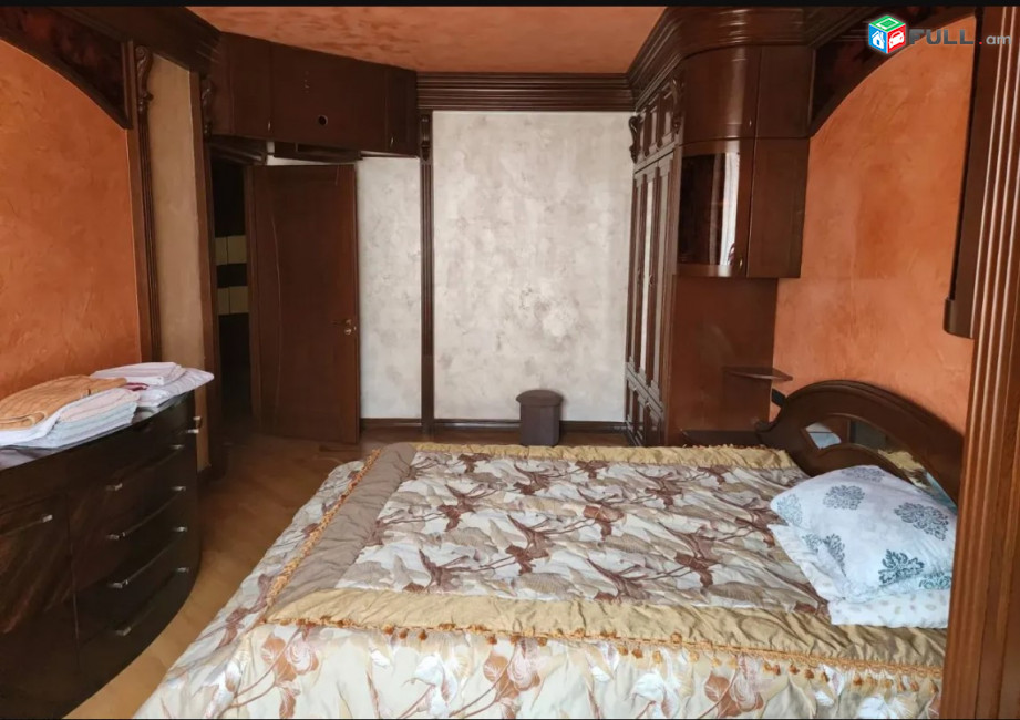 LA09423   Օրավարձով  3 սենյականոց բնակարան  Հյուսիսային պողոտա, նորակառույց շենքում
