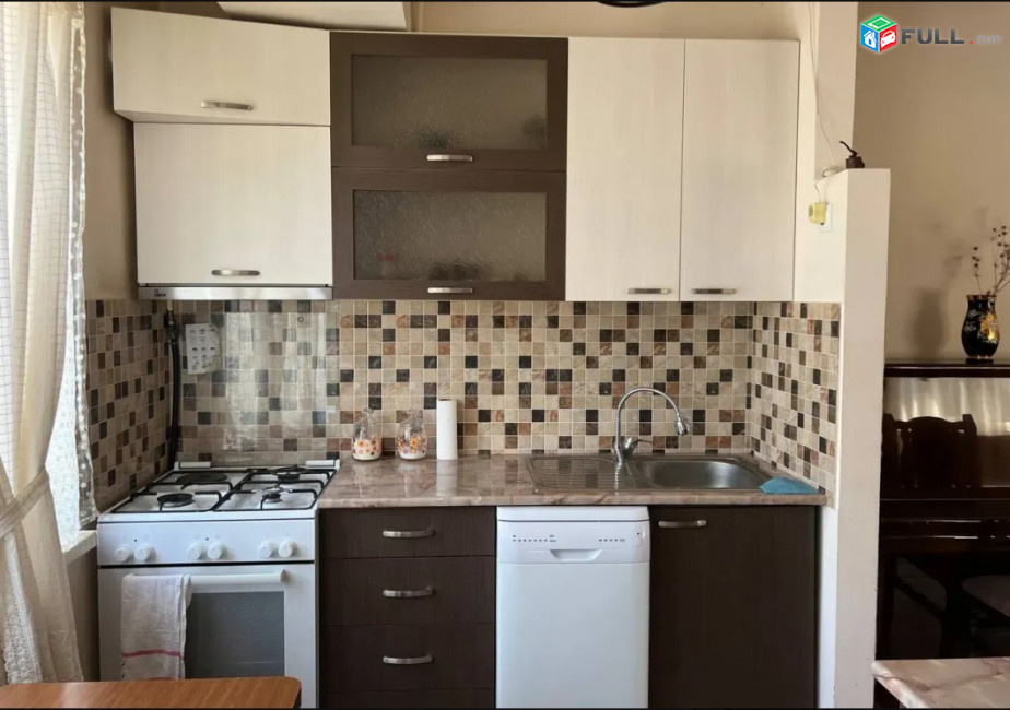 LA09431 Վարձով 3 սենյականոց բնակարան Դավթաշենի 4-րդ թաղամաս , Ծիրան սուպերմարկետի մոտ