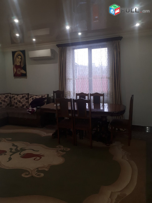 LA09444 Վարձով 2 ս. 3 դարձրած բնակարան Լենինգրադյան փողոցում 