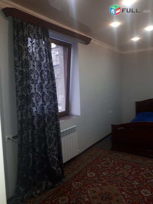 LA09444 Վարձով 2 ս. 3 դարձրած բնակարան Լենինգրադյան փողոցում 