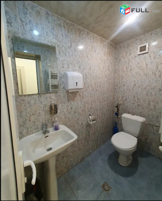 LA09452 Վարձով 61 քմ. գրասենյակային տարածք Հալաբյան փողոց ,  Աջափնյակում 