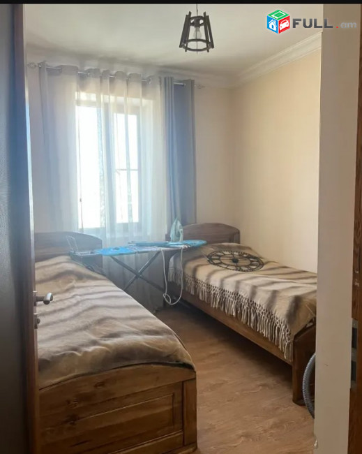 LA09474 Վարձով 4 սենյականոց 2 հարկանի տուն Ղափանցյան փողոցում Արաբկիրում