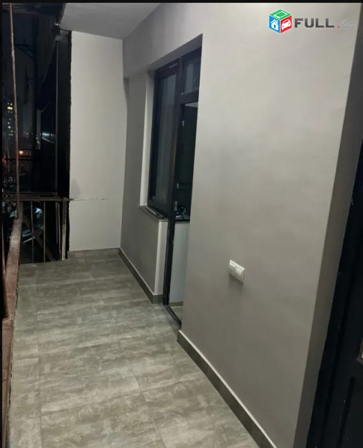 LA09533 Վարձով 3 սենյականոց բնակարան Նիզամու փողոցում, 3 րդ մաս 
