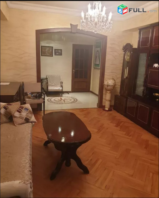  LA09534 Վարձով 3 սենյականոց բնակարան Գարեգին Նժդեհի փողոցում
