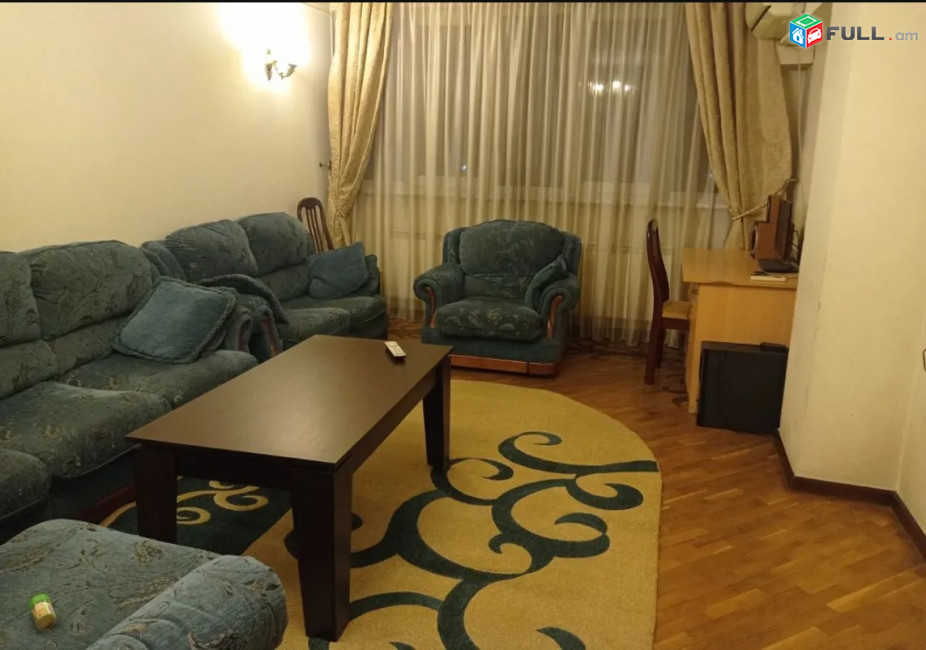 LA09548 Վարձով 3 սենյականոց բնակարան Պուշկինի փողոցում