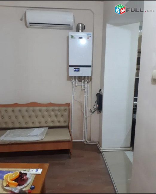 LA09544 Վարձով 3 սենյականոց բնակարան Զաքյան փողոցում