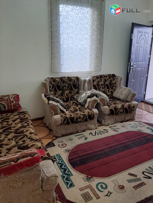 LA09557 Վարձով 2 սենյականոց առանձնատուն Թբիլիսյան խճուղիյում