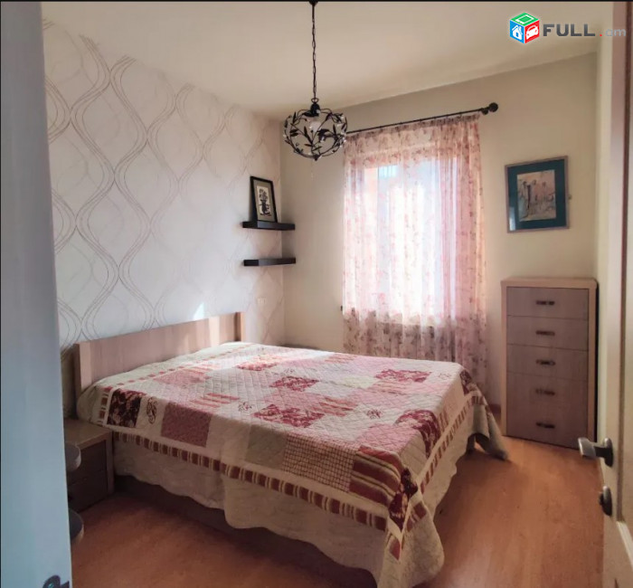 LA09561 Վարձով 2 սենյականոց բնակարան Նազարեթ Սուրենյան փողոցում