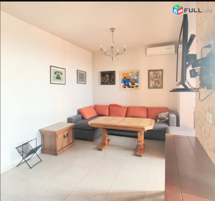 LA09561 Վարձով 2 սենյականոց բնակարան Նազարեթ Սուրենյան փողոցում