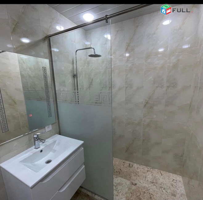 LA09663 Վարձով 3 սենյականոց բնակարան Կոմիտաս , Բարեկամության մետրոյի հարևանությամբ 